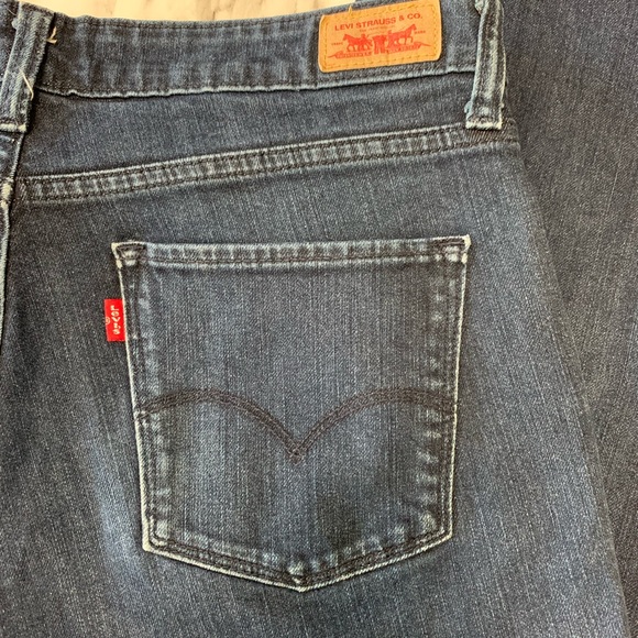 Levi’s Straight 552 Raw hem Jeans - Picture 5 of 8
